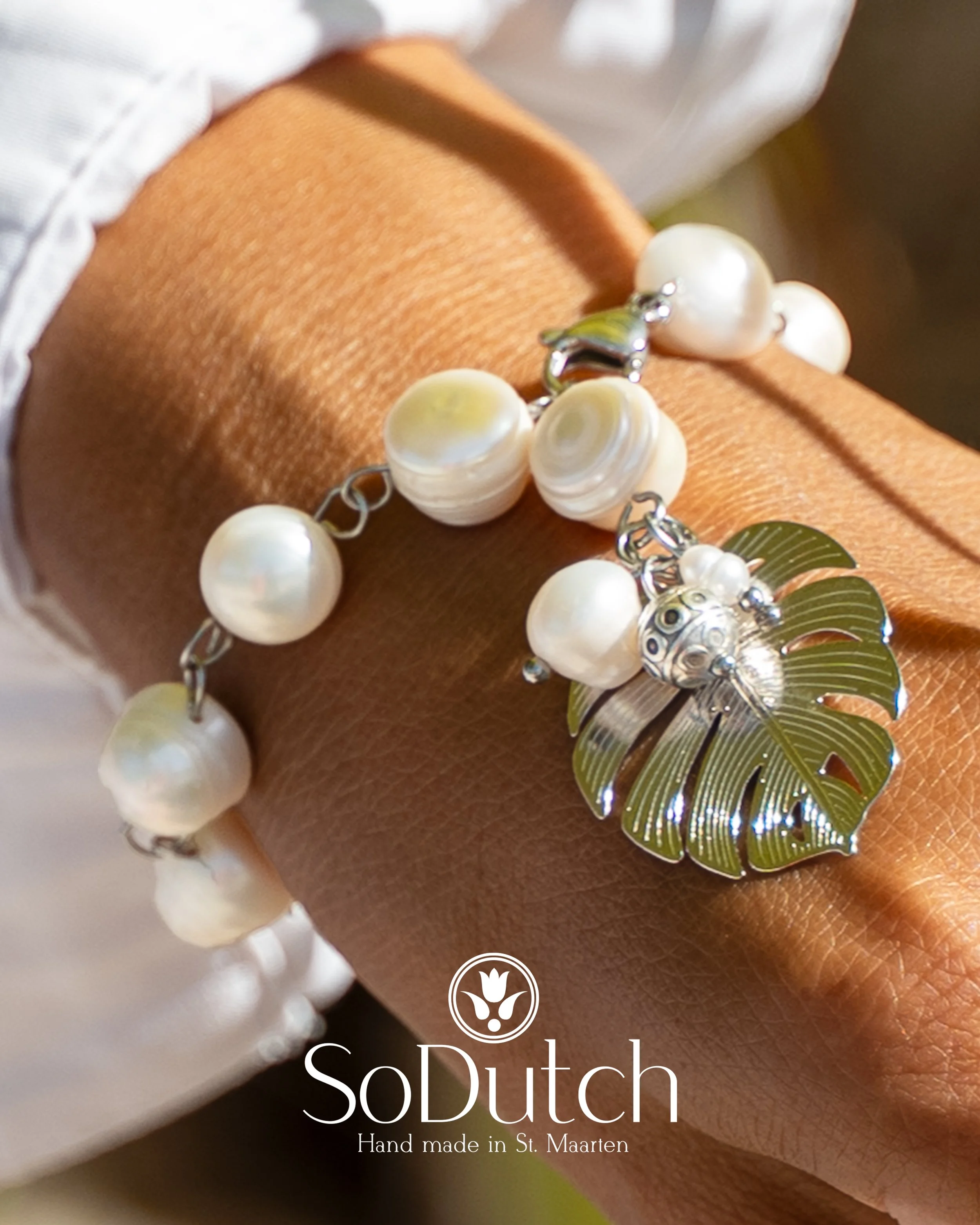bracelet 2.jpg