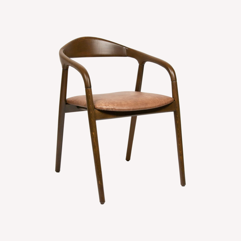 StuhlmitTisch_Indoor-Stuhl_Holzstuhl_Radius_Nussbaum.png