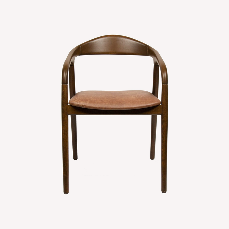 StuhlmitTisch_Indoor-Stuhl_Holzstuhl_Radius_Nussbaum_Vorderansicht.png