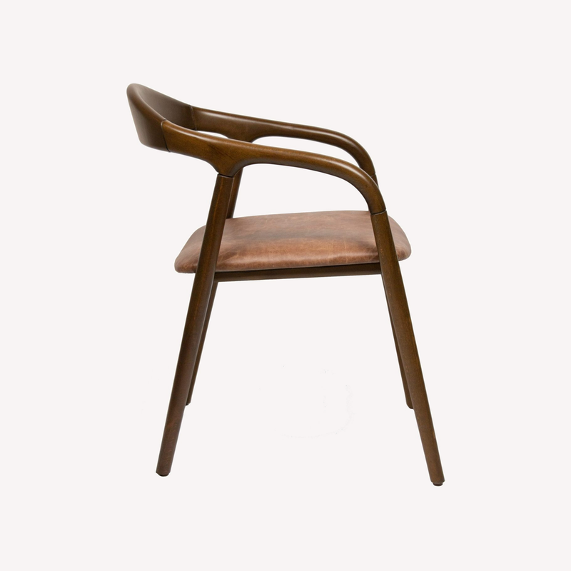 StuhlmitTisch_Indoor-Stuhl_Holzstuhl_Radius_Nussbaum_Seitenansicht.png