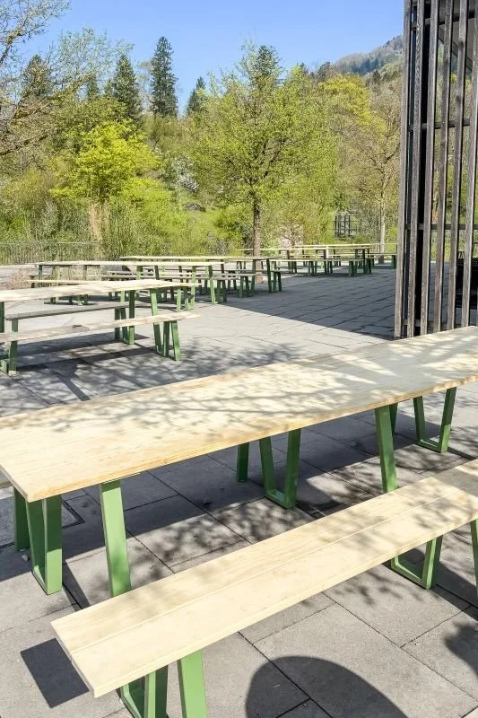 StuhlmitTisch_Referenz_Tierpark_Goldau_Restaurant Grüne Gans (10).jpg