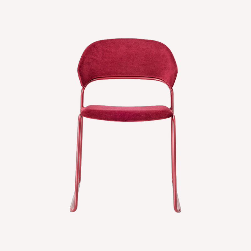 StuhlmitTisch_Indoor-Stuhl_Polsterstuhl_Aera_Kufe_Bordeaux.png