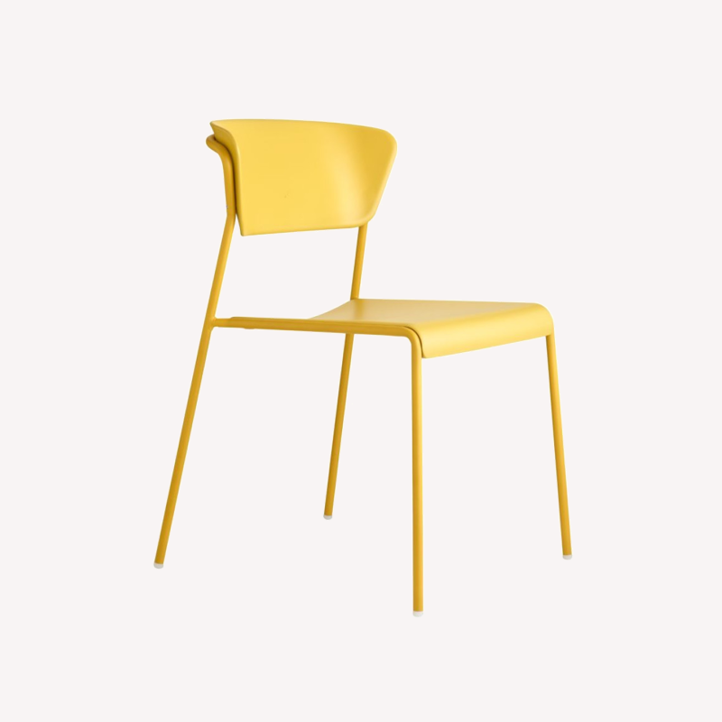 StuhlmitTisch_Outdoor-Stuhl_Polypropstuhl_Lis_Gelb_IS.png