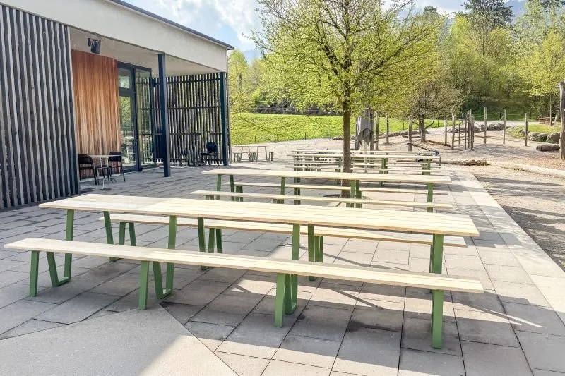 StuhlmitTisch_Referenz_Tierpark_Goldau_Restaurant Grüne Gans (12).jpg