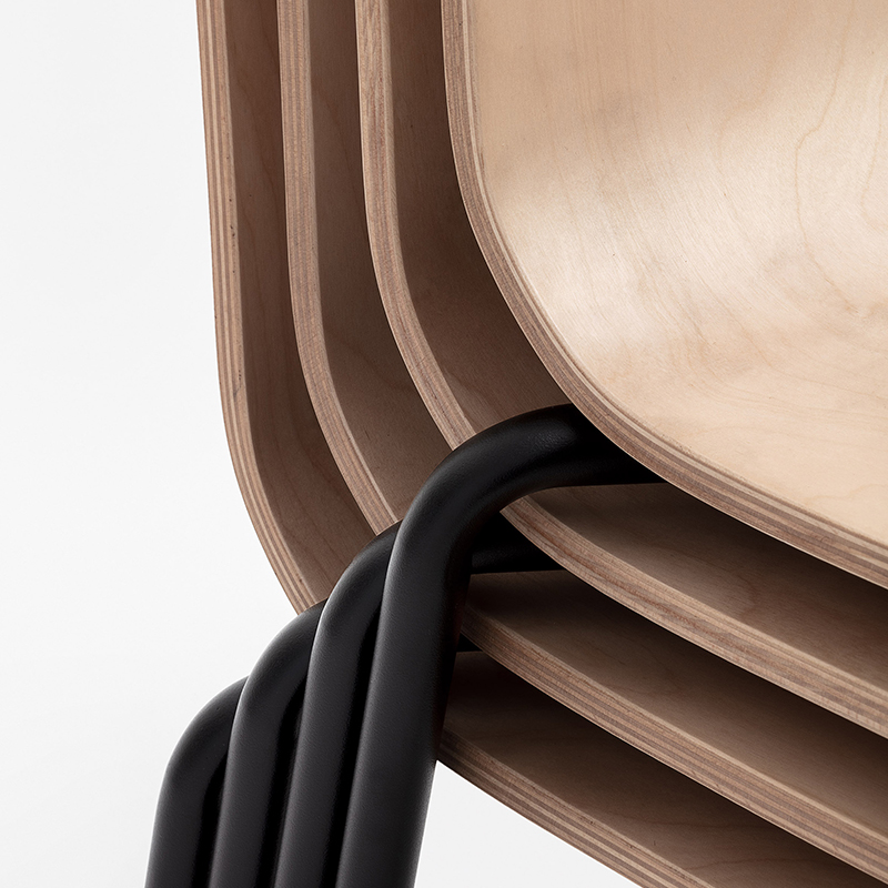 StuhlmitTisch_Indoor-Stuhl_Holzstuhl_Loto_Buche_Detail.png