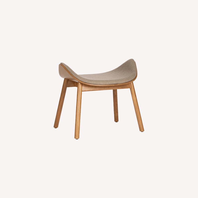 StuhlmitTisch_Indoor-Sessel_Loungesessel_Arina_Lounge_Fusshocker_Taupe.png