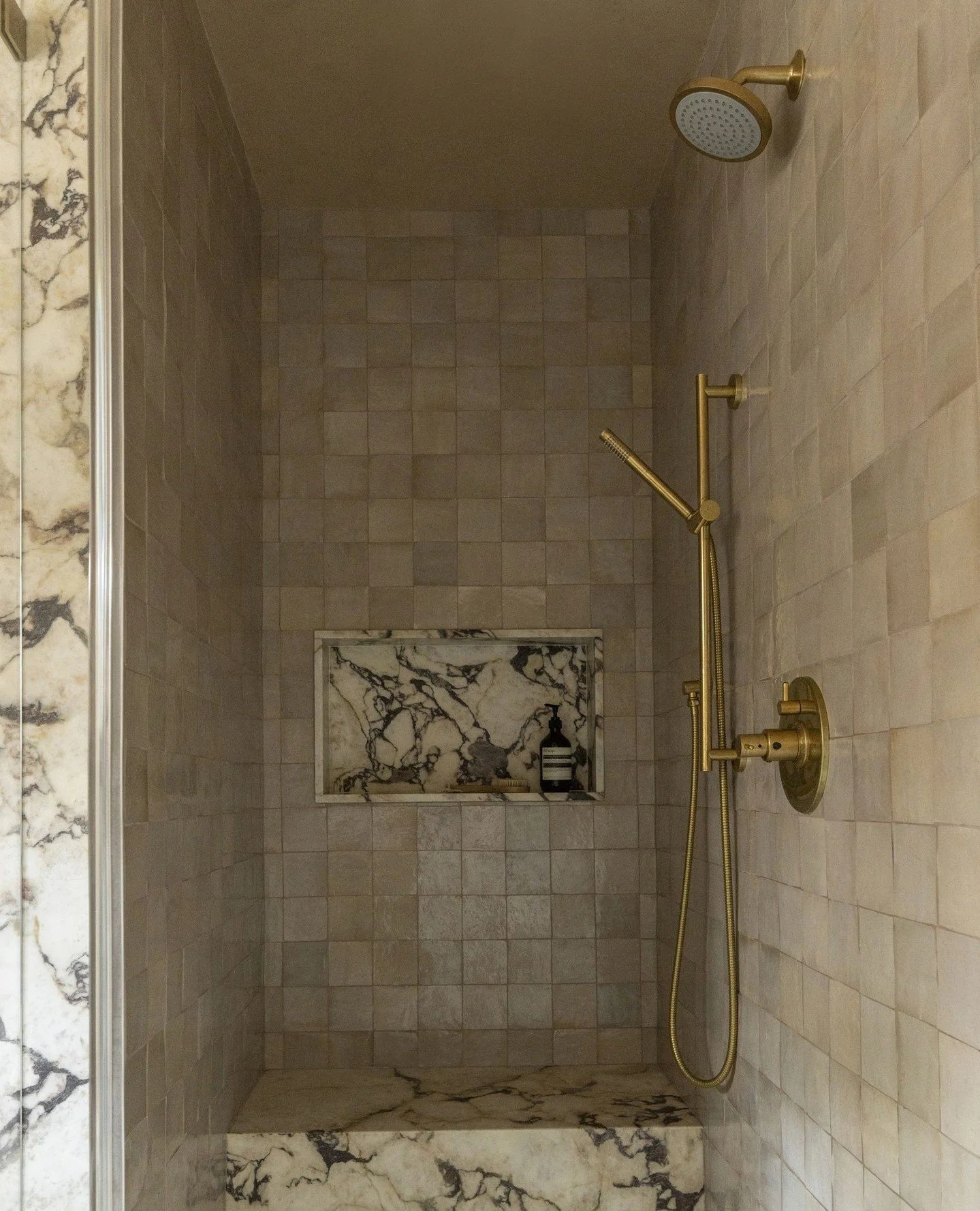We didn&rsquo;t go bigger. We went better.⁠
⁠
Finishes: Zellige tiles, Calacatta viola marble, Antique Brass Fixtures⁠
⁠
Photographer: @sencreativeco⁠