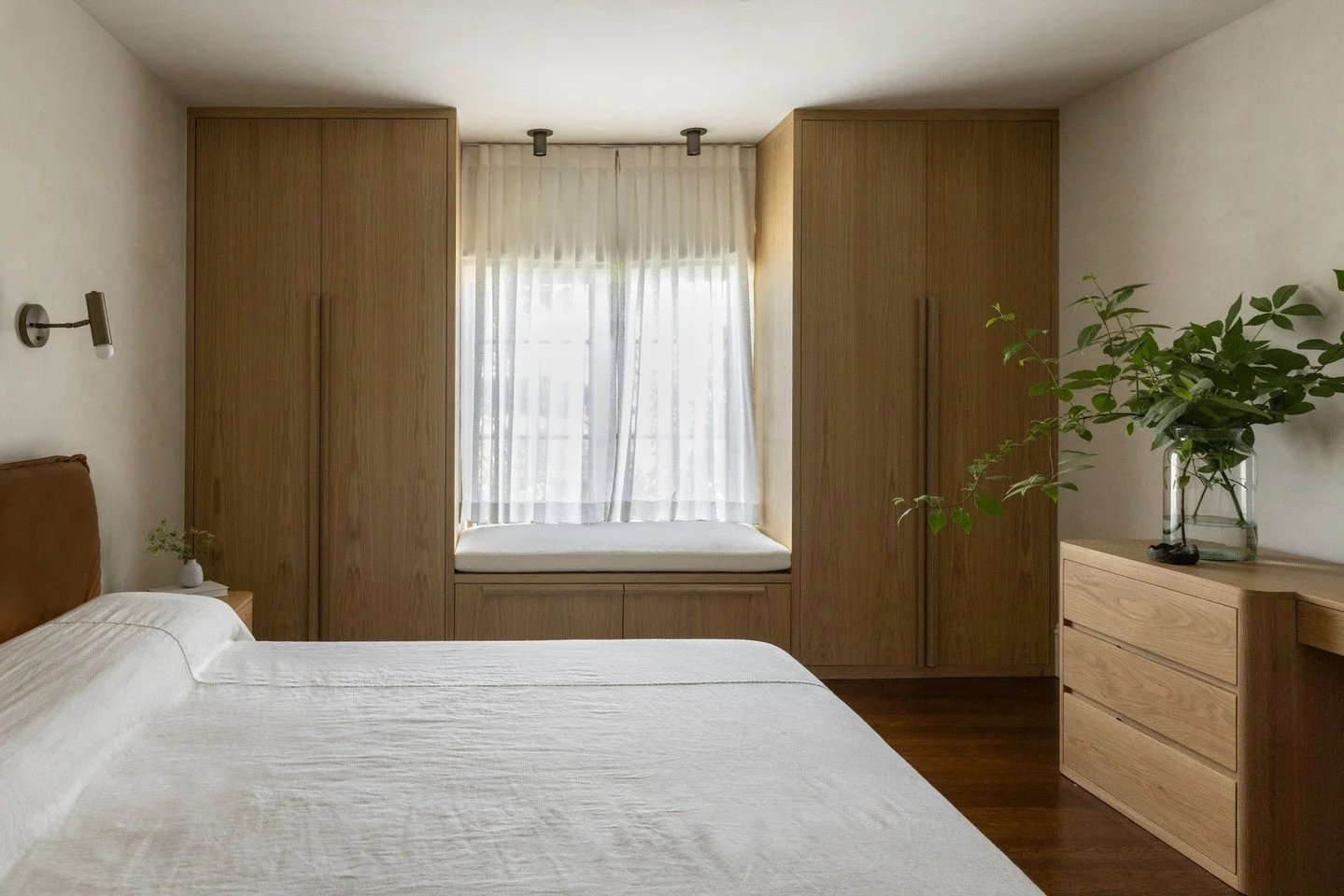 One of the standout changes in this room was the custom wardrobe designed with @gammadesigns. It&rsquo;s a simple yet powerful update that elevated the space and added much-needed functionality for my client.