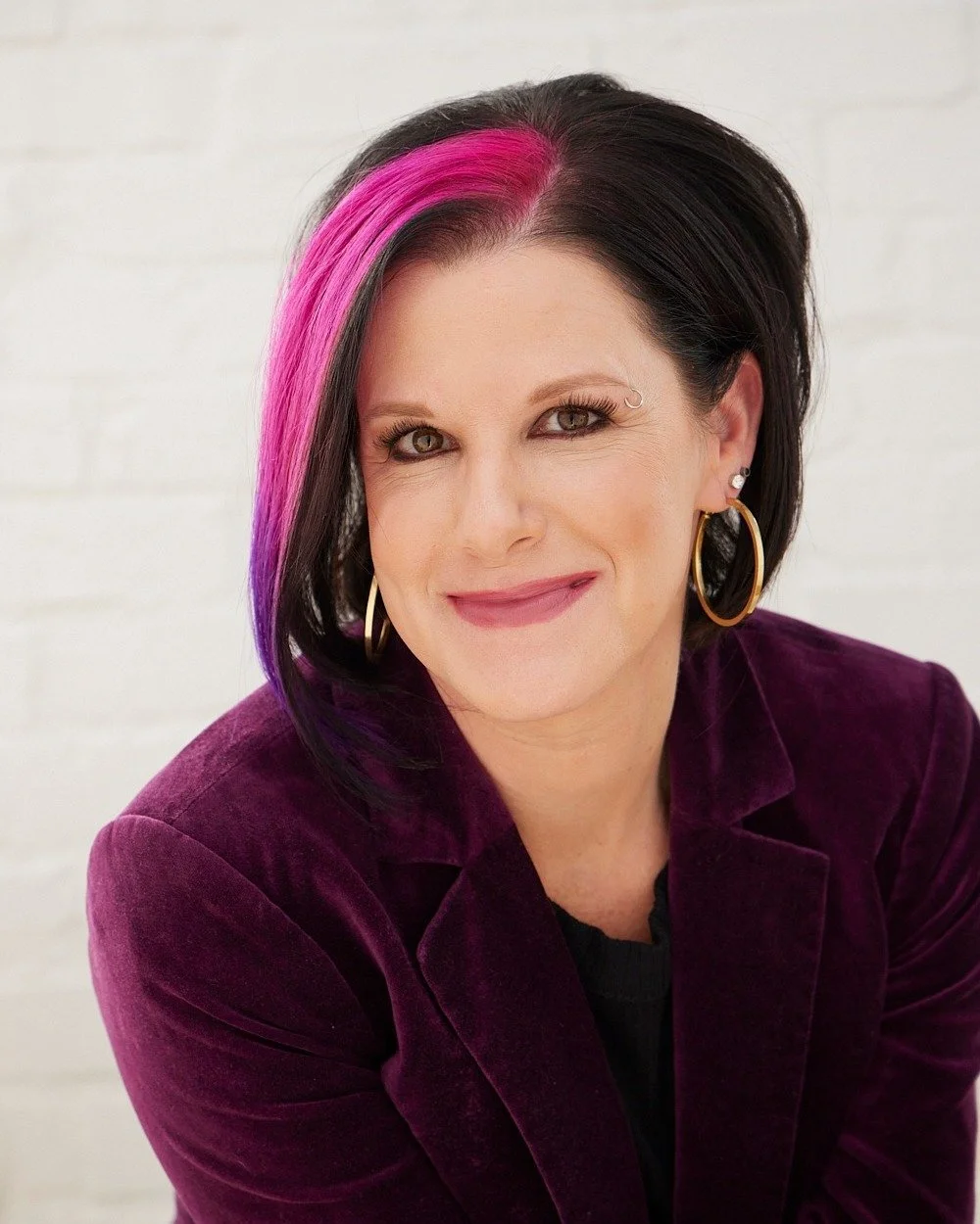 This month I hit a milestone that made me stop mid-scroll and go, holy crap &hellip; we really did this! ✨ 

See, 23 years ago, I hosted a meetup for freelancers here in KC. I wasn&rsquo;t any sort of industry big shot ... just a young, scrappy freel