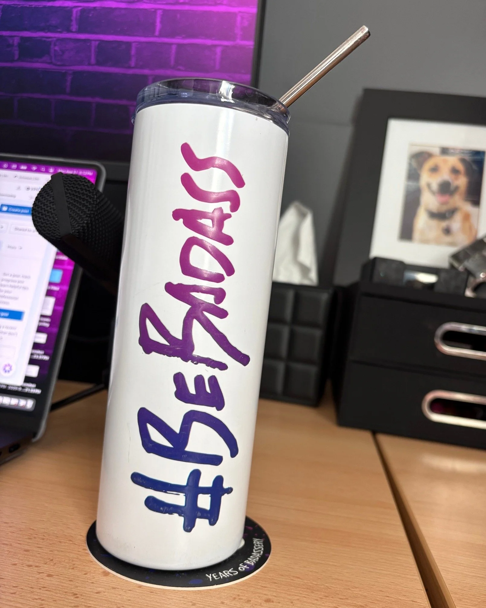 Have I ever told you how much I absolutely LOOOOOOVE my tumbler??

Not only is it entirely badass, it keeps things super cold on the hottest of days ... like today. 🥵

The stainless steel even keeps ice ... well, ice ... all day long!

Want one? You