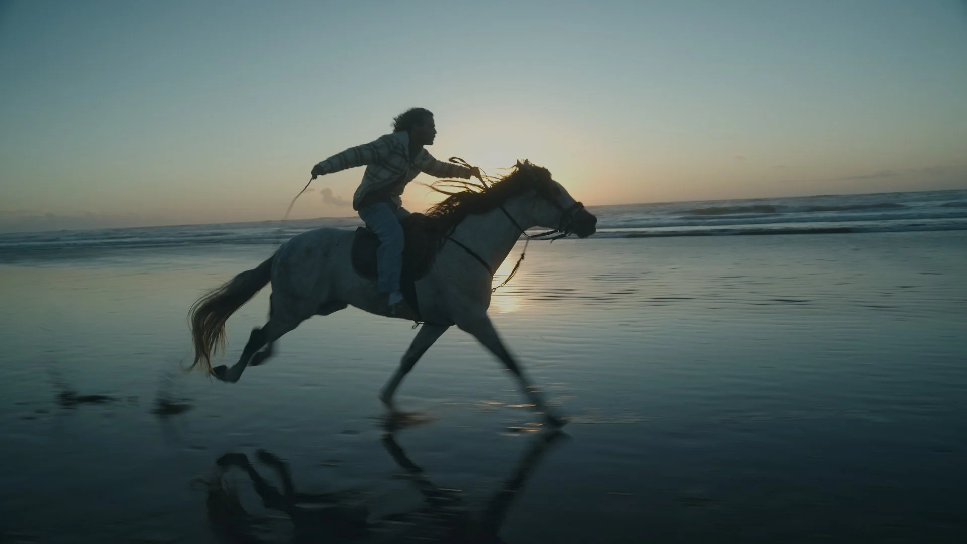 Day3PM -GVs and Sunset_01_27_48_17.jpg