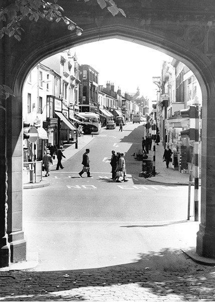 C537018 Chorley, Chapel Street c1965.jpg
