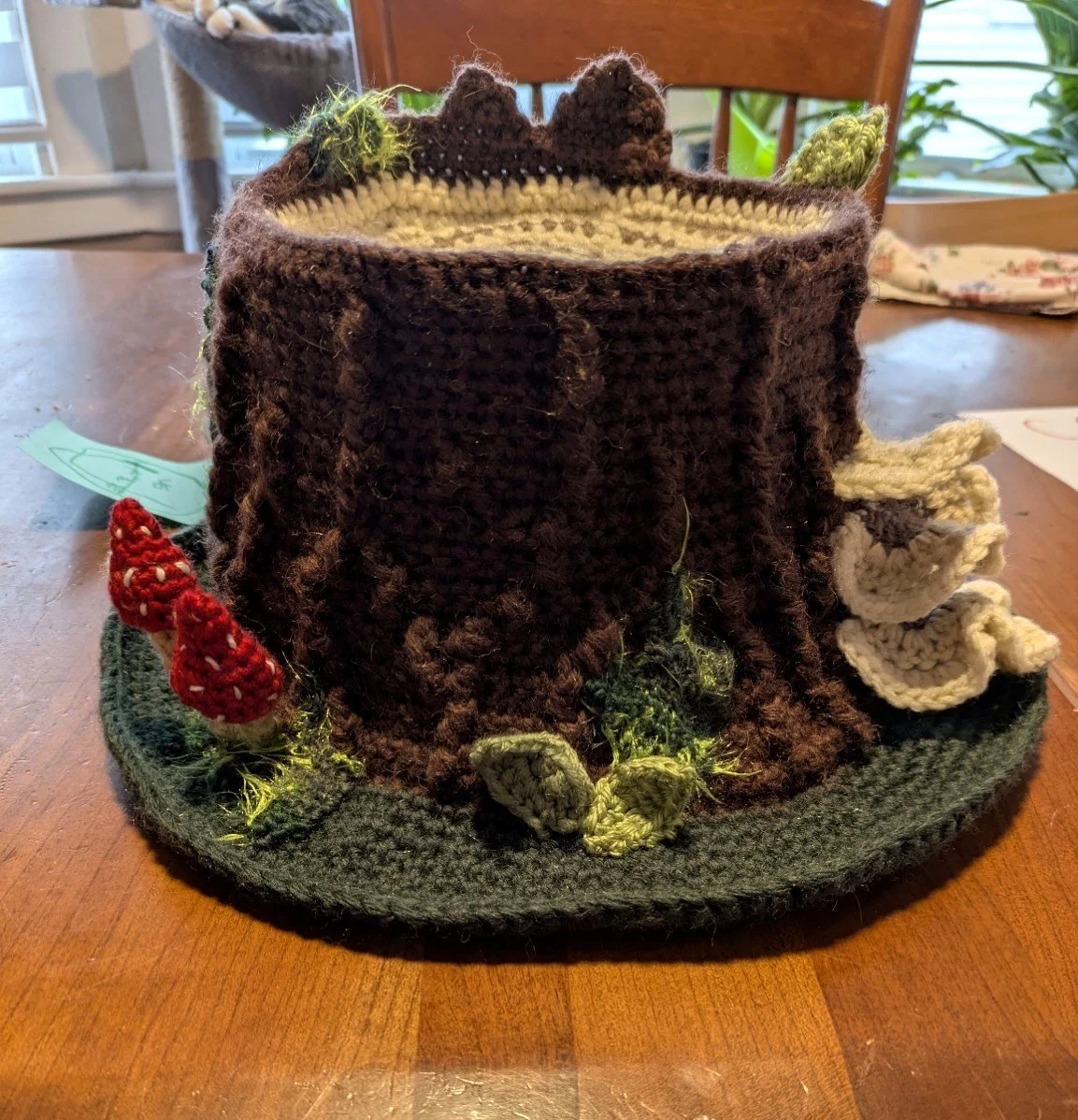 crochet-toadstool-stump-hat-front.jpg