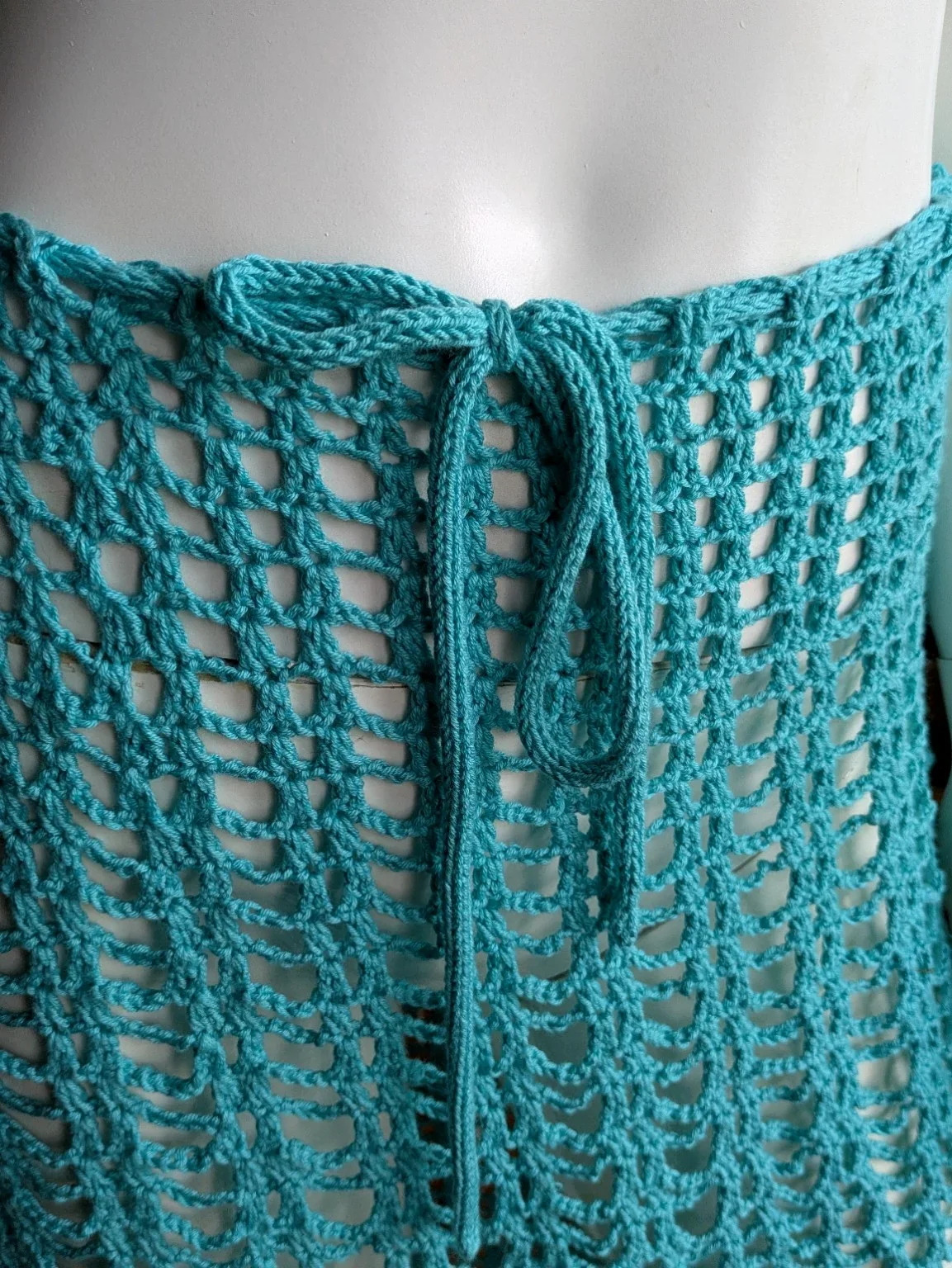 crochet-mesh-wrap-skirt-waist-detail (1).webp