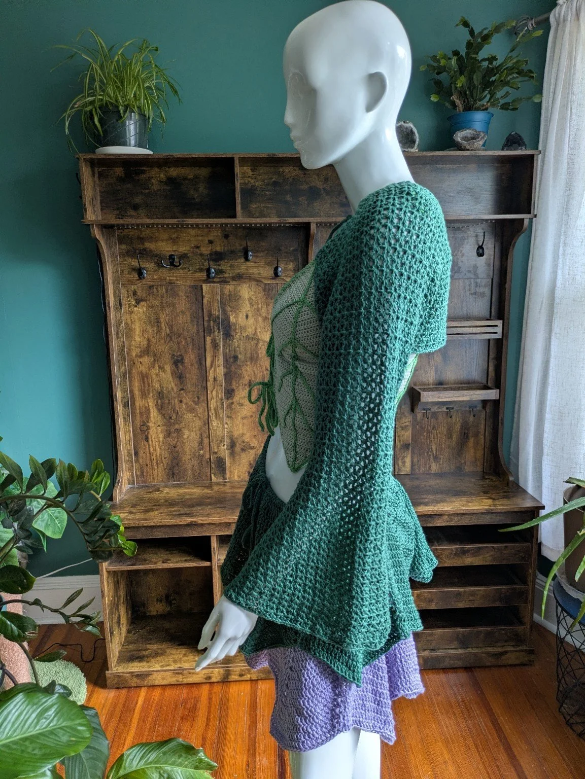 forest-capelet-shrug-side-styled (1).jpg