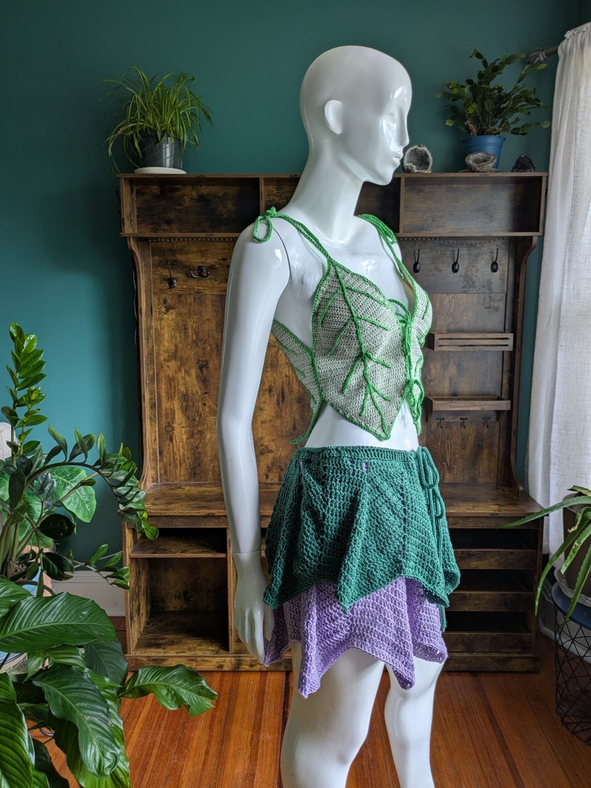 leafling-top-side-styled.jpg