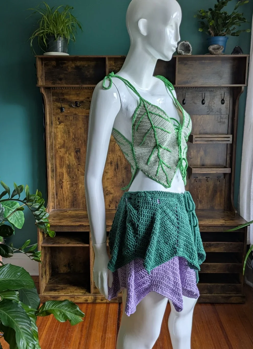 blossom-skirt-crochet-layered-skirt-side-view.webp