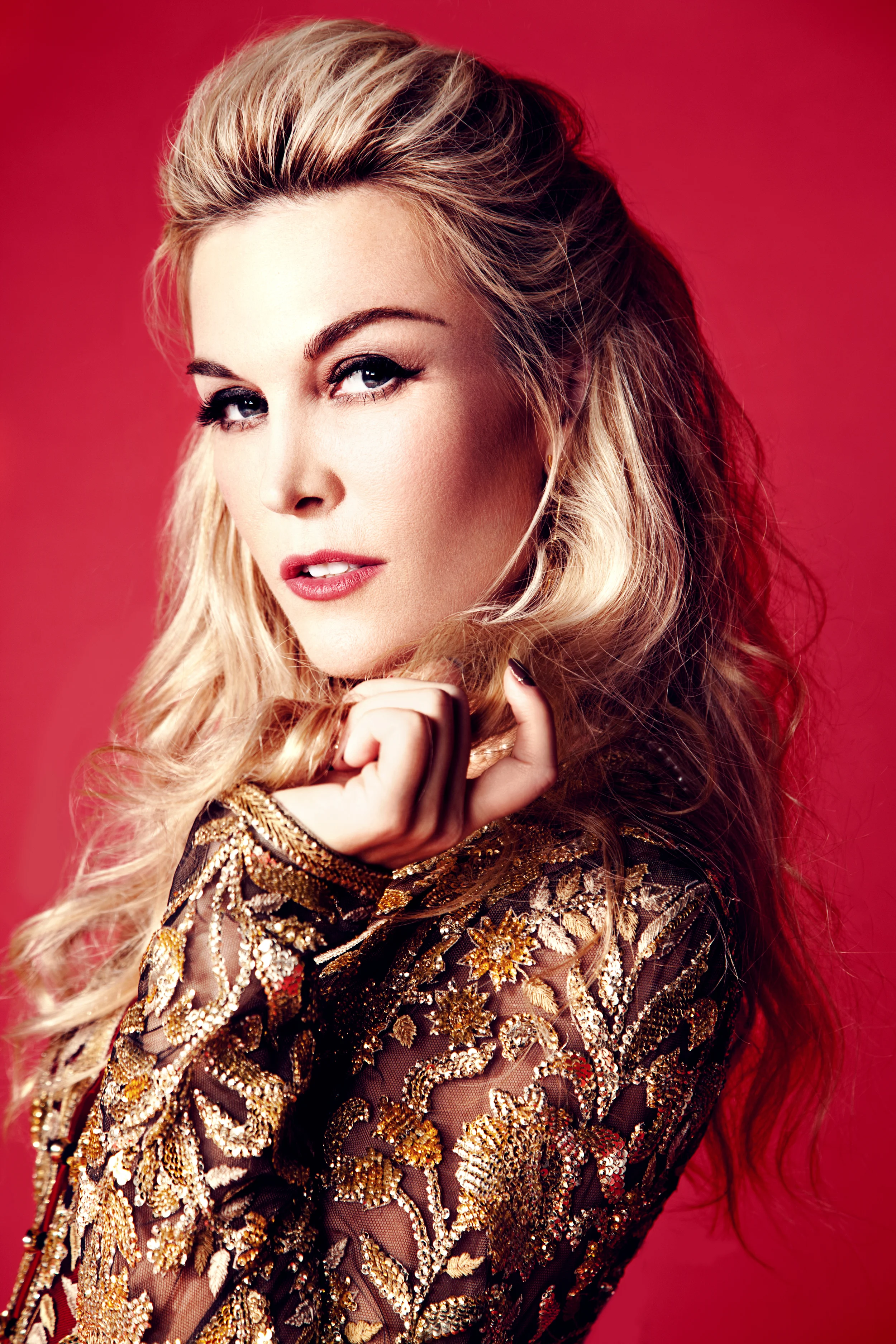 TINSLEY MORTIMER: TALK OF THE TOWN