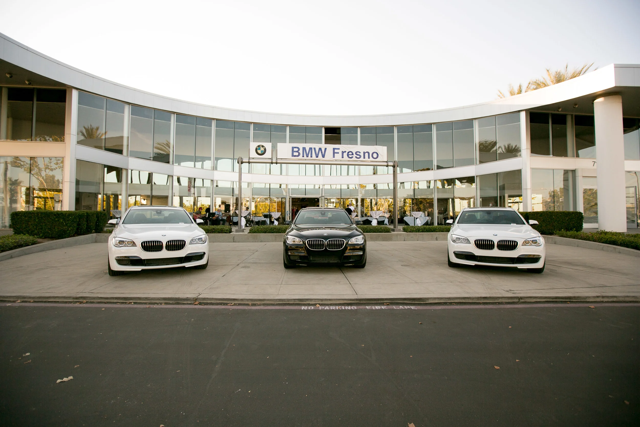 BMW Fresno Decor 9273.jpg