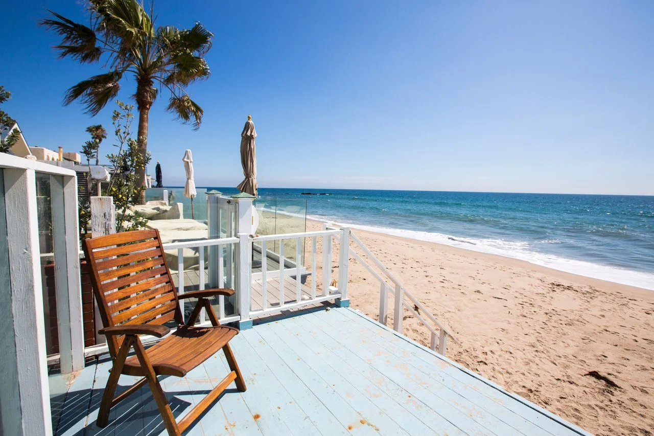 LUX Homes: Malibu Beach House