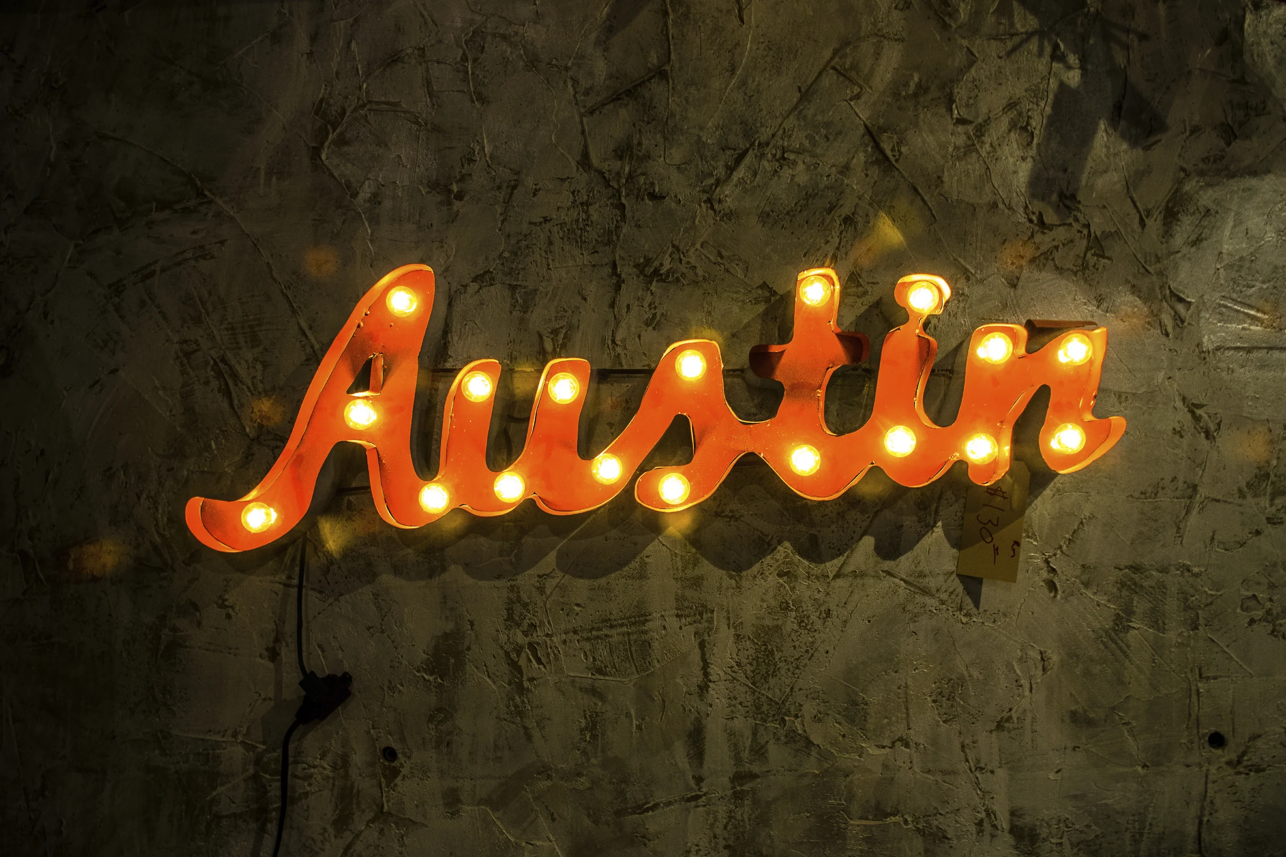 Austin Population 885,400 and Counting