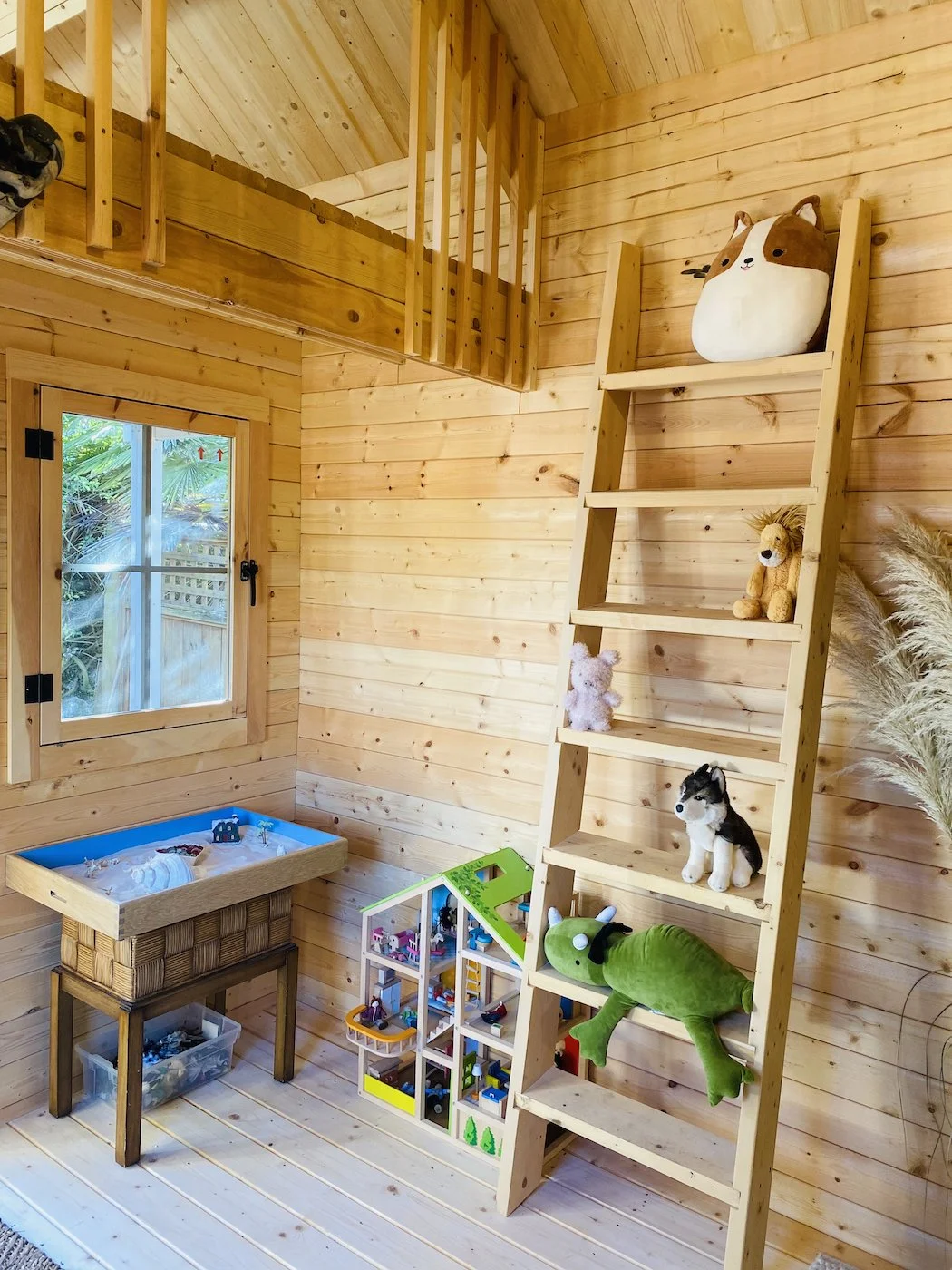 Bunkie inside 2 (low).jpg