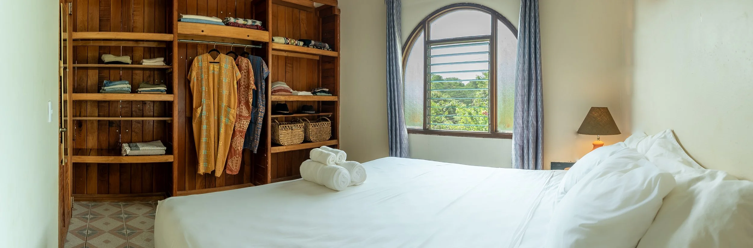 Tucan Master Bed & Closet.jpg