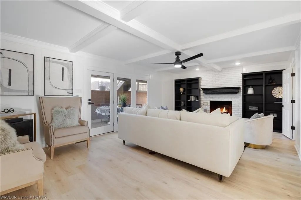 south q living room.jpeg