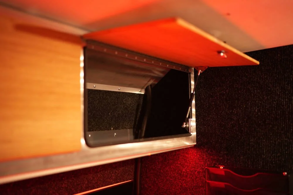 NIMBL VEHICLES M-26 INCIDENT COMMAND VAN NIGHT 58.JPG