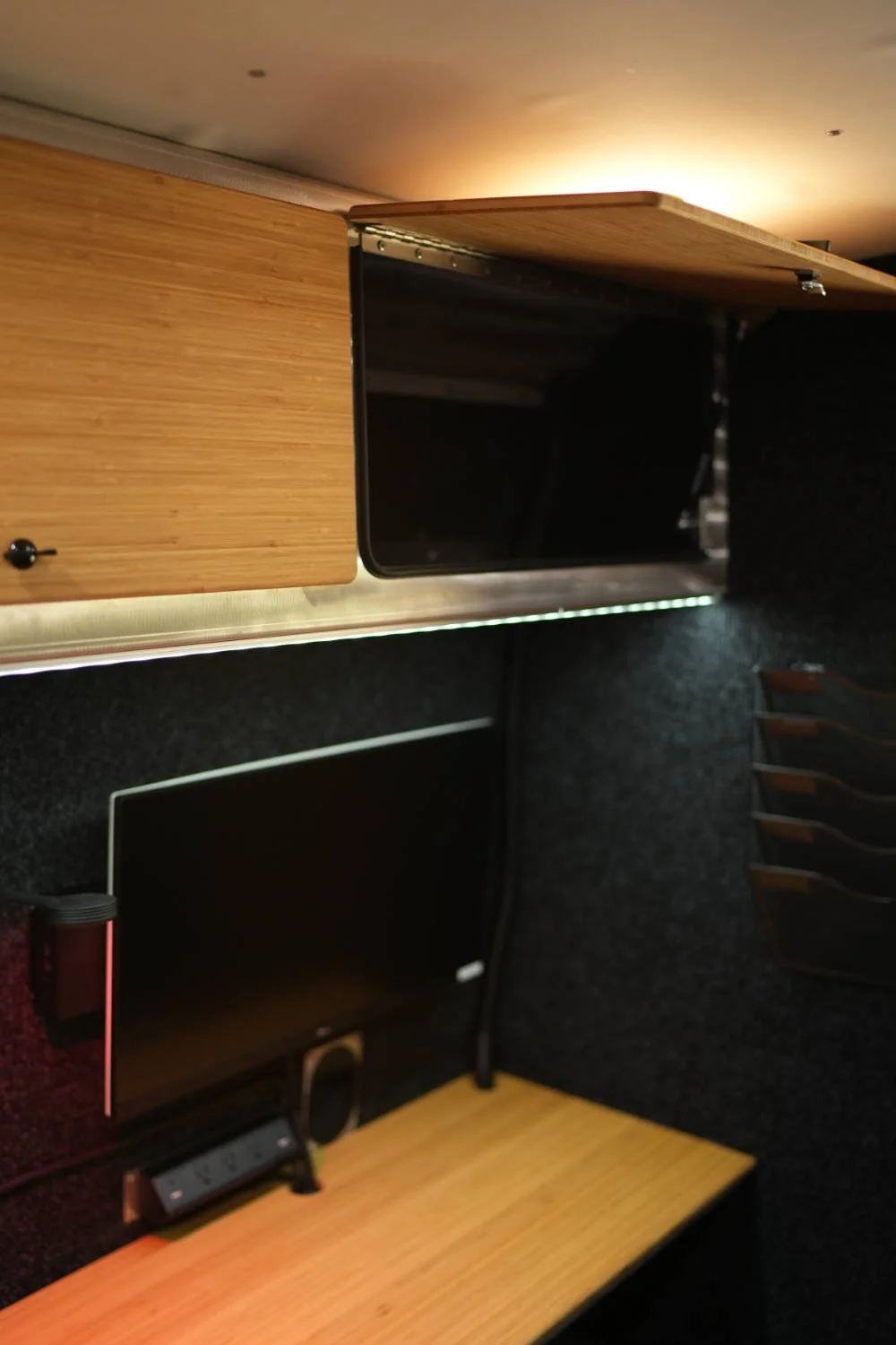 NIMBL VEHICLES M-26 INCIDENT COMMAND VAN 45.JPG