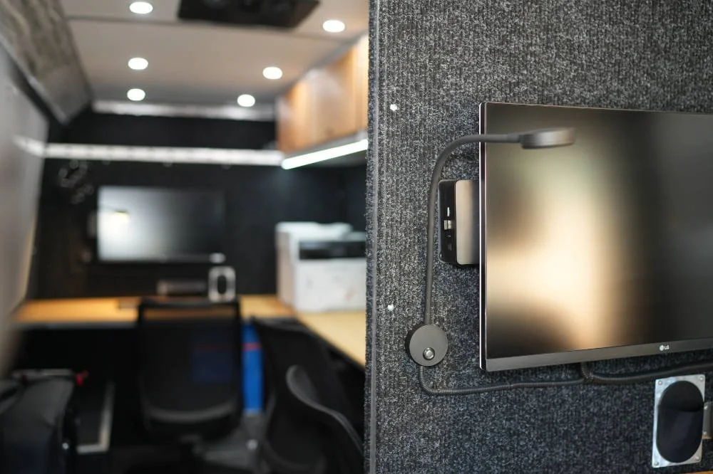 NIMBL VEHICLES M-26 INCIDENT COMMAND VAN 18.JPG