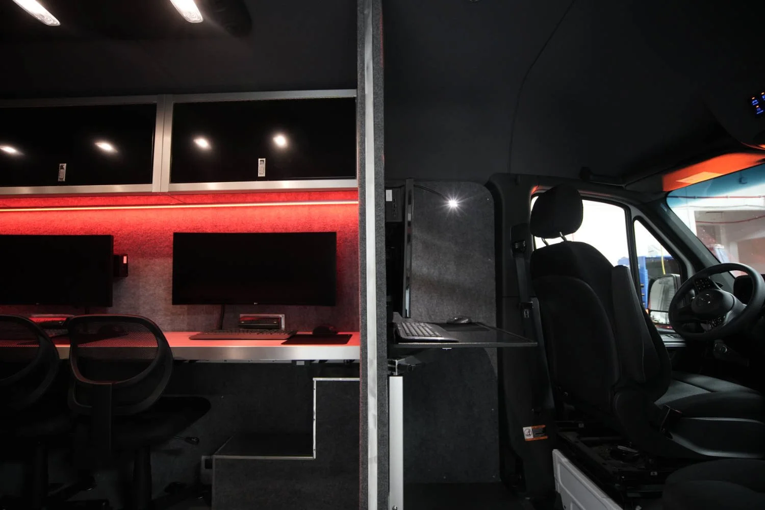 NIMBL VEHICLES M-24 INCIDENT COMMAND VAN 44.jpg