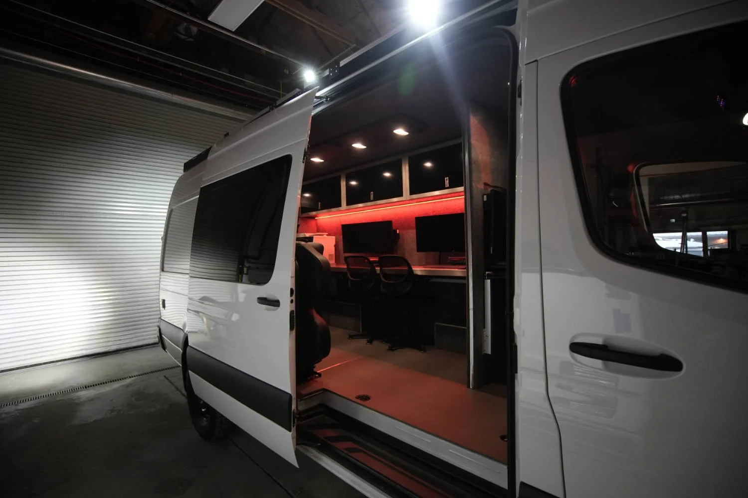 NIMBL VEHICLES M-24 INCIDENT COMMAND VAN 10.jpg