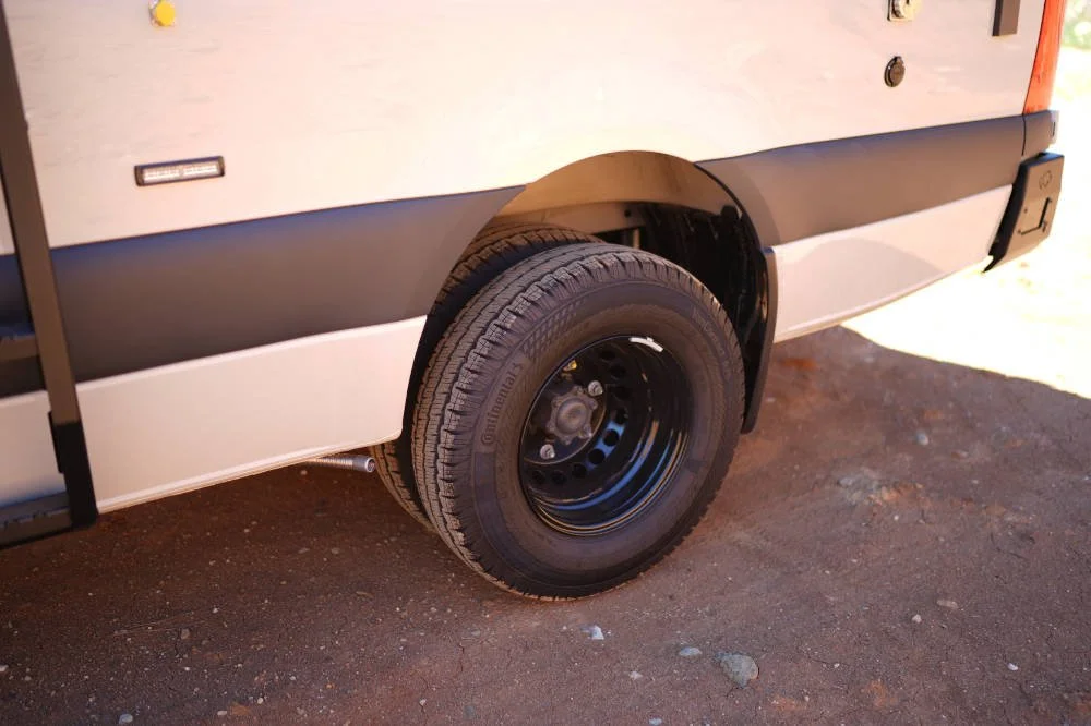 NIMBL VEHICLES M-26 INCIDENT COMMAND VAN 8.JPG