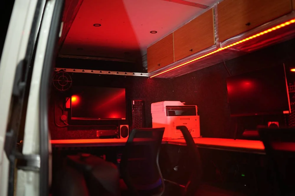 NIMBL VEHICLES M-26 INCIDENT COMMAND VAN NIGHT 42.JPG