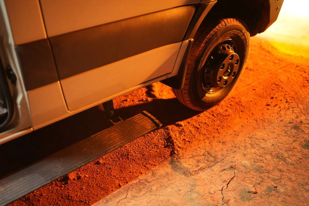 NIMBL VEHICLES M-26 INCIDENT COMMAND VAN NIGHT 65.JPG