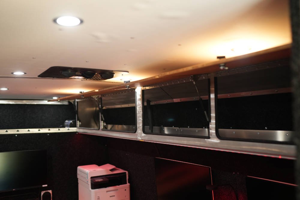 NIMBL VEHICLES M-26 INCIDENT COMMAND VAN 24.JPG