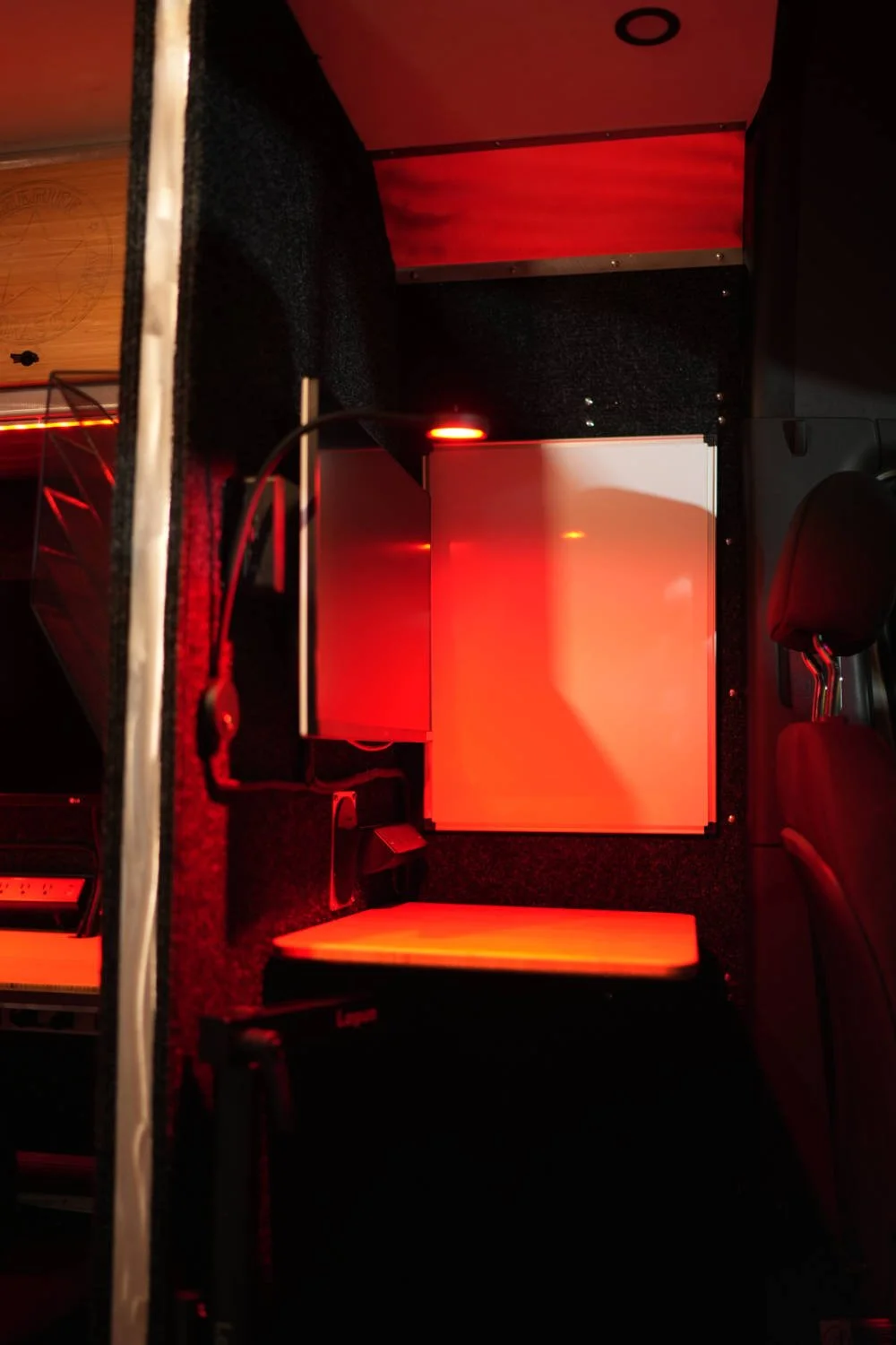 NIMBL VEHICLES M-26 INCIDENT COMMAND VAN NIGHT 45.JPG