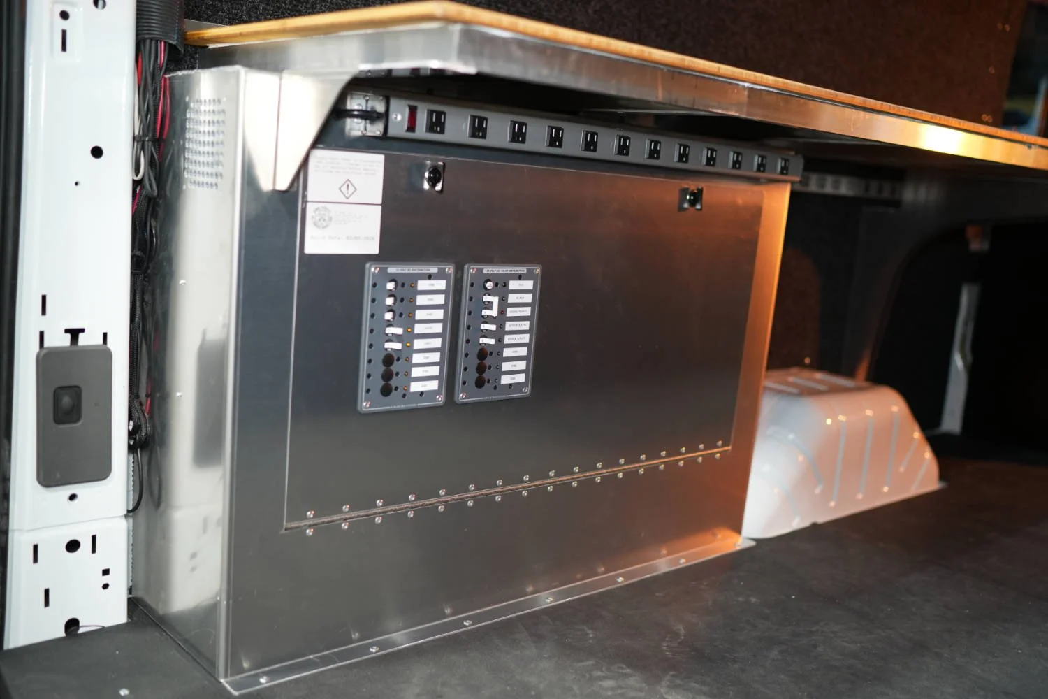 NIMBL VEHICLES DRONE COMMAND VAN 3.jpg