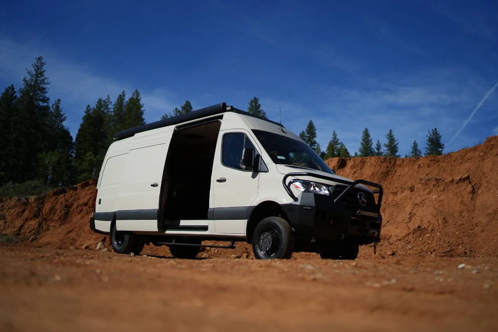 NIMBL VEHICLES M-26 INCIDENT COMMAND VAN 61.JPG