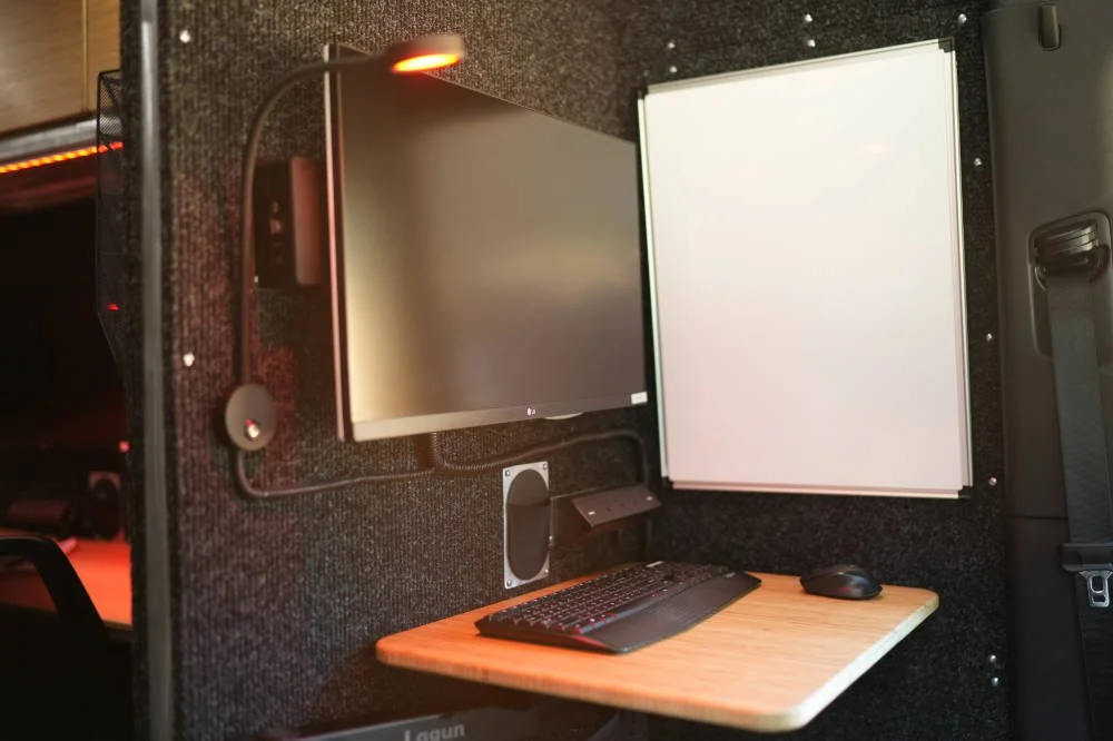 NIMBL VEHICLES M-26 INCIDENT COMMAND VAN 33.JPG