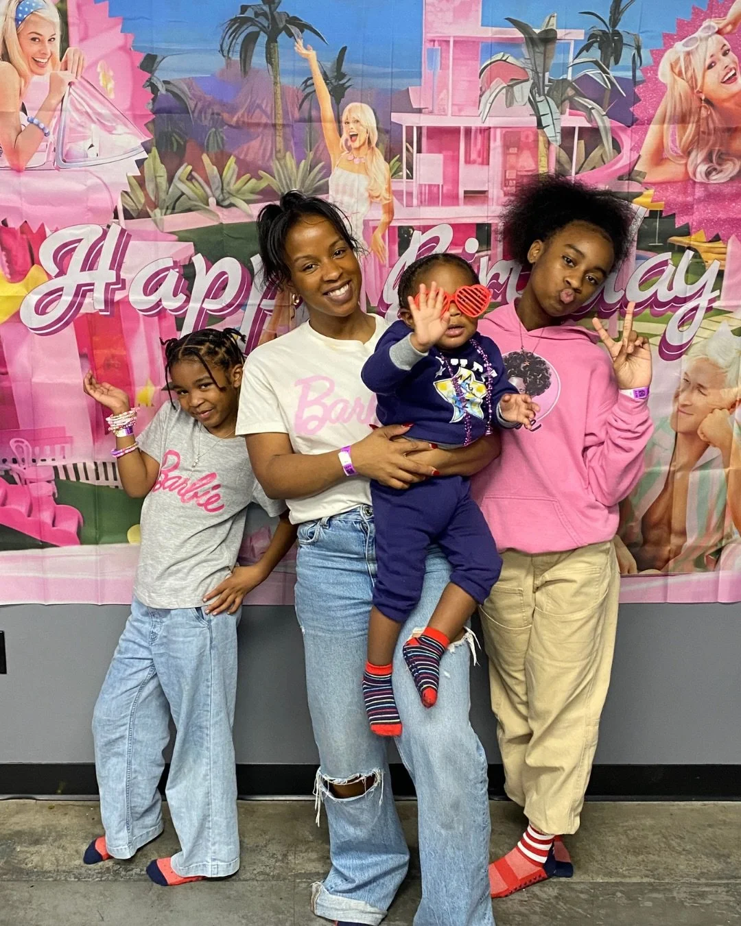 Happy Mother&rsquo;s Day to all of our amazing SEI moms! 💐 We appreciate everything you do&mdash;not only for SEI, but for your coworkers, students, community members, families, and everyone lucky enough to be impacted by your care and support. Than