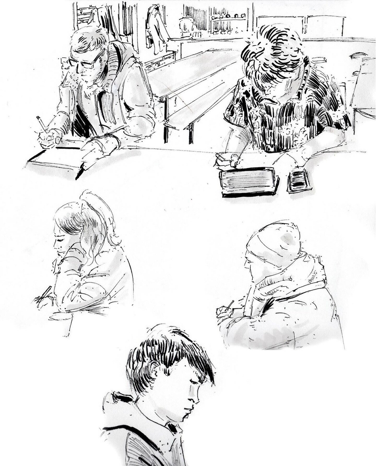 sketches at the bar by @briefkasejoe