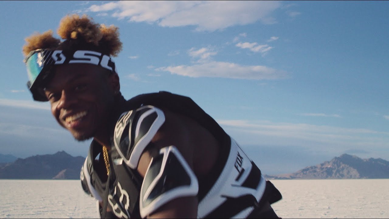 tobi lou - Theme Music