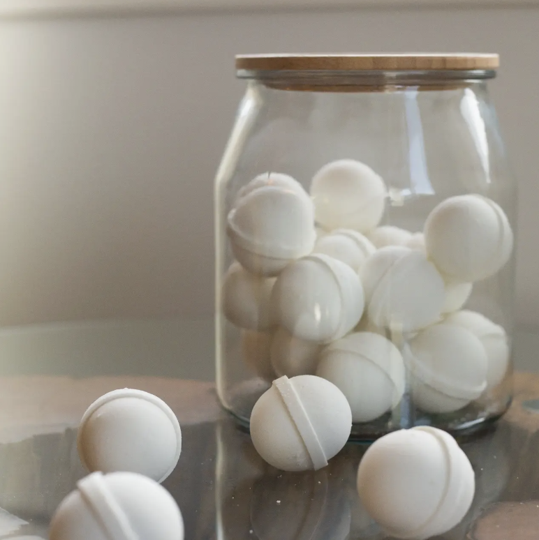 bath bomb mini - minty mix 1.png