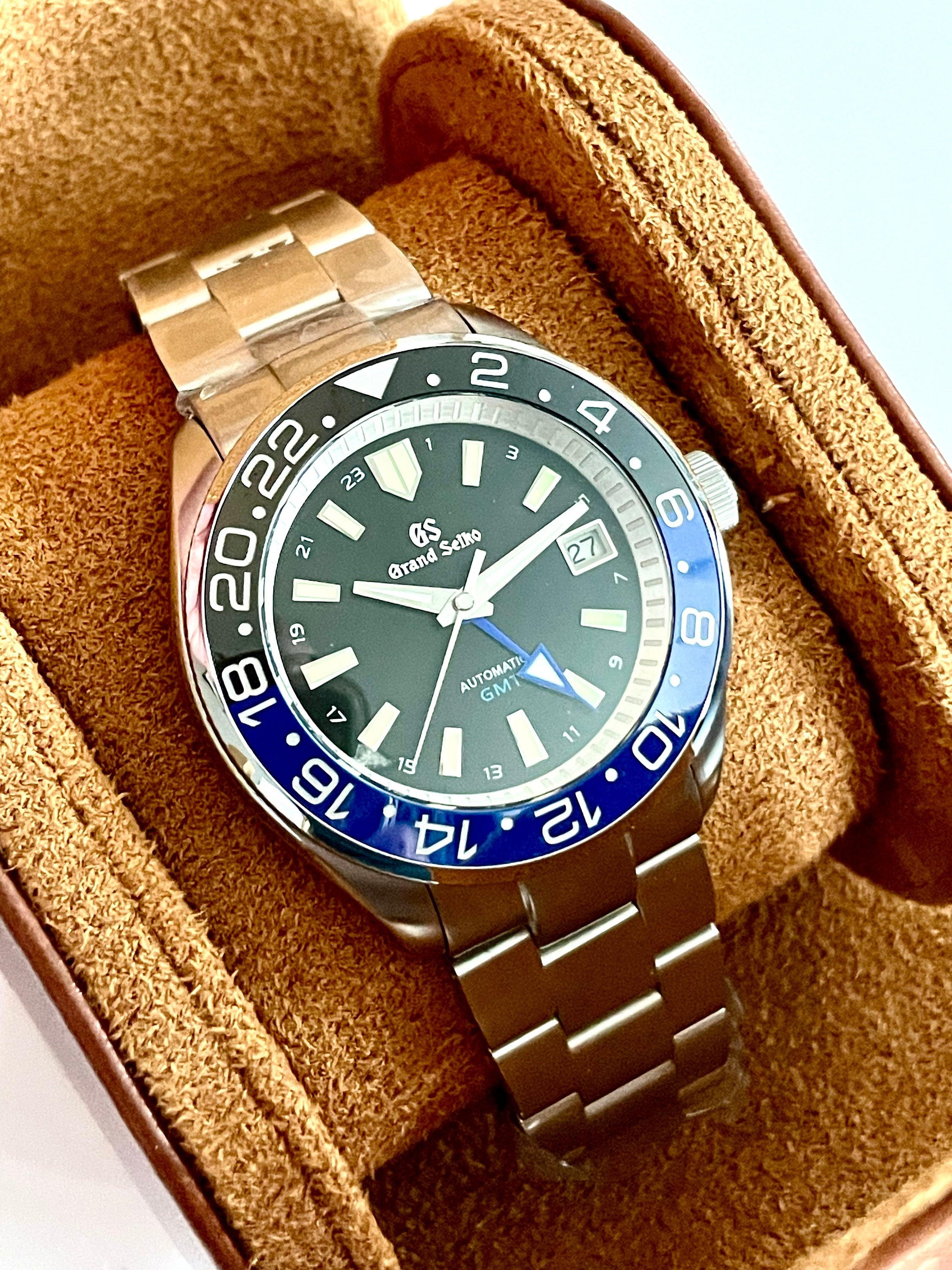 https://i.etsystatic.com/32689233/r/il/920bee/5471767977/il_fullxfull.5471767977_a6cw.jpg