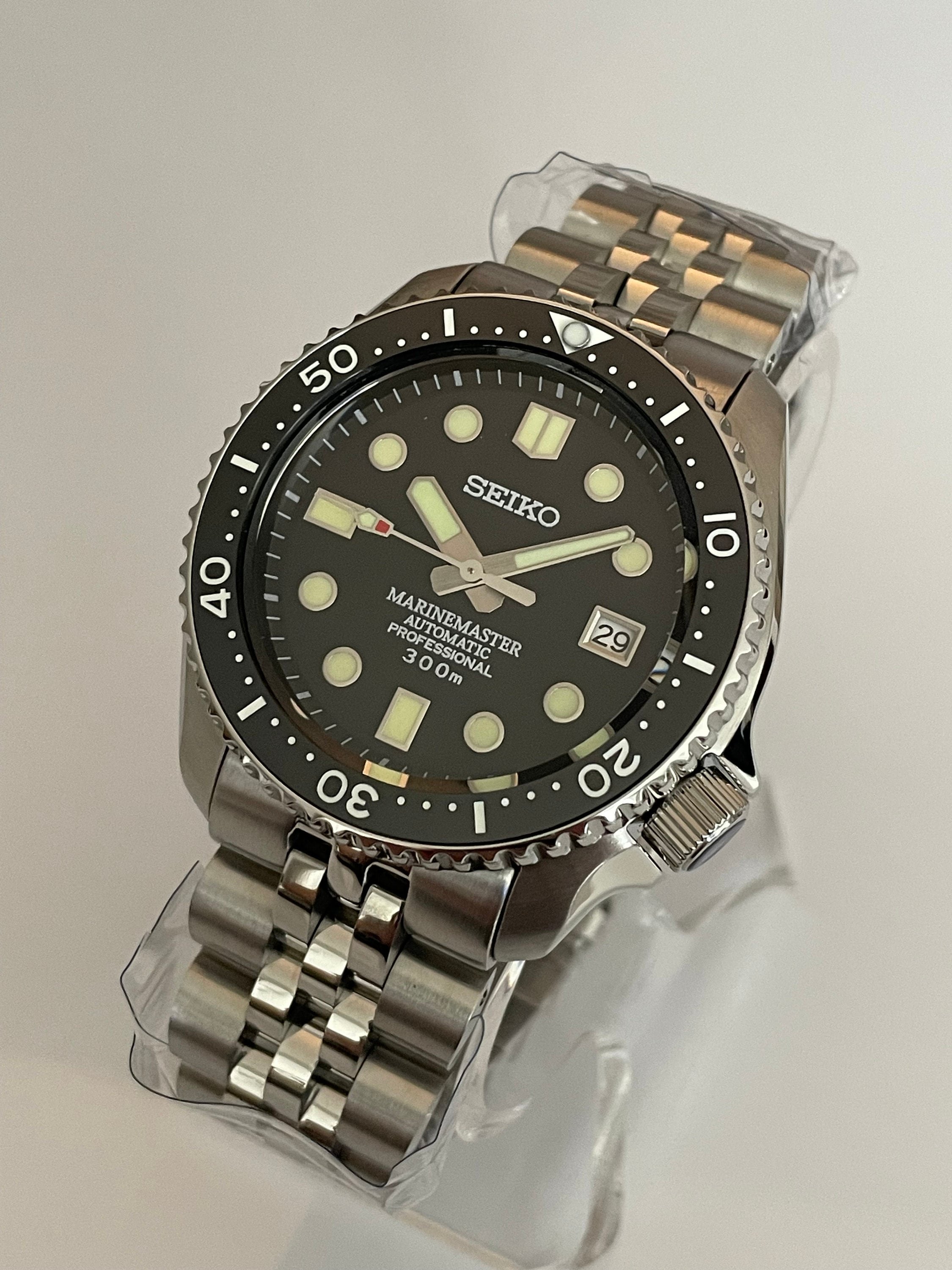 https://i.etsystatic.com/32689233/r/il/f8af7e/5384515780/il_fullxfull.5384515780_3xvn.jpg