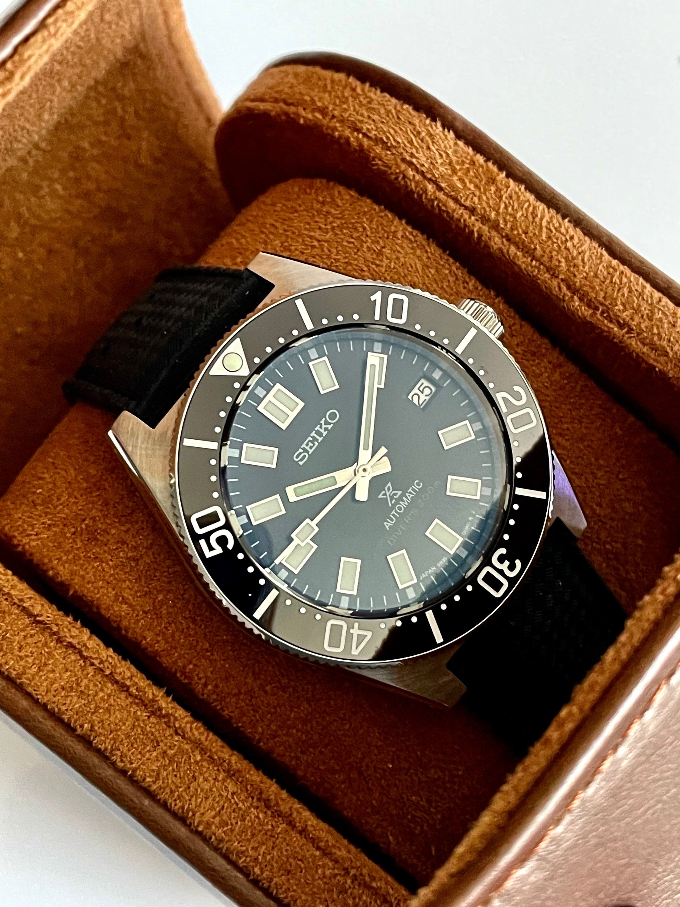 https://i.etsystatic.com/32689233/r/il/b740ad/5249452035/il_fullxfull.5249452035_cjl7.jpg