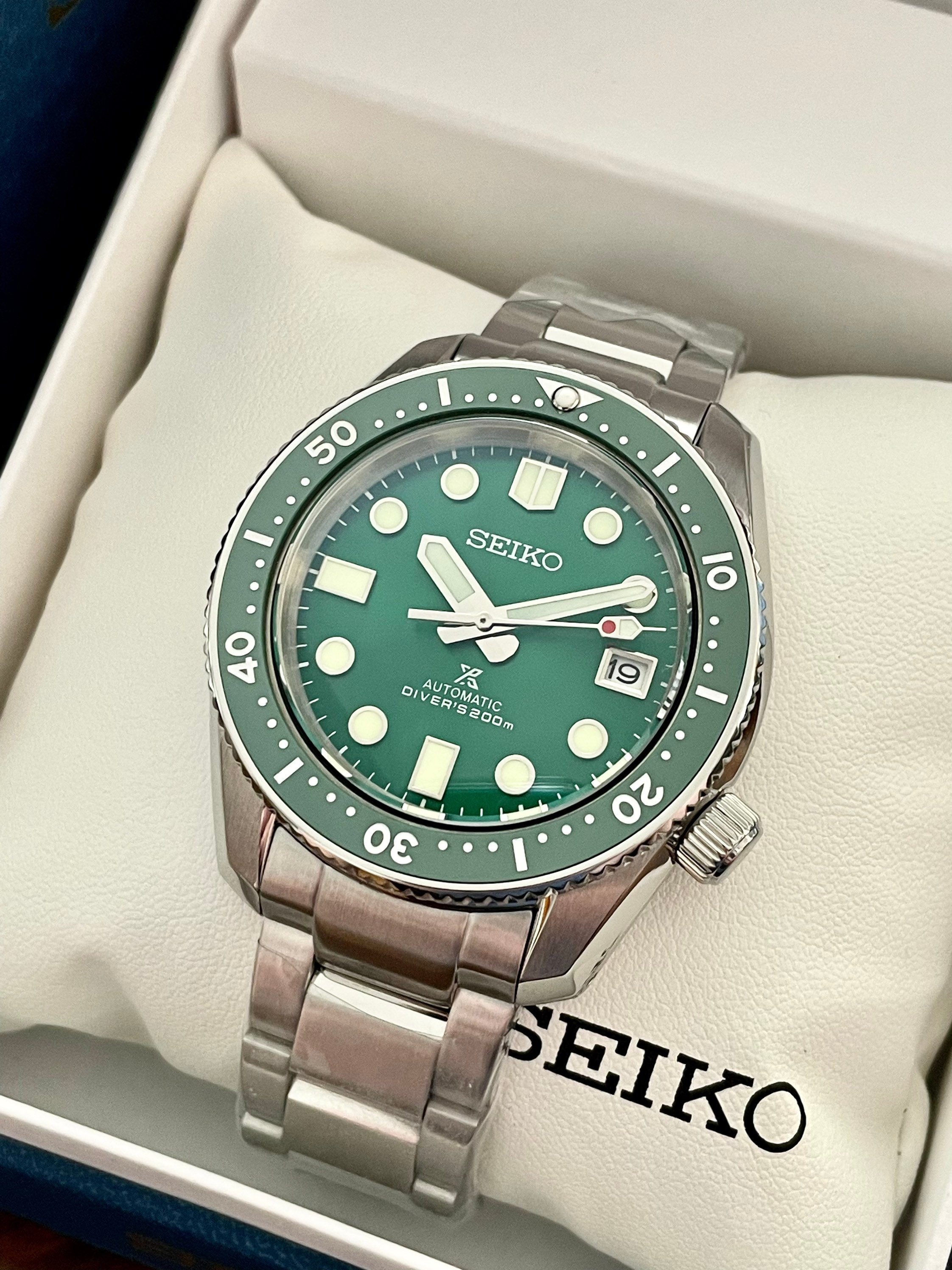 https://i.etsystatic.com/32689233/r/il/3daac1/4449932648/il_fullxfull.4449932648_985d.jpg
