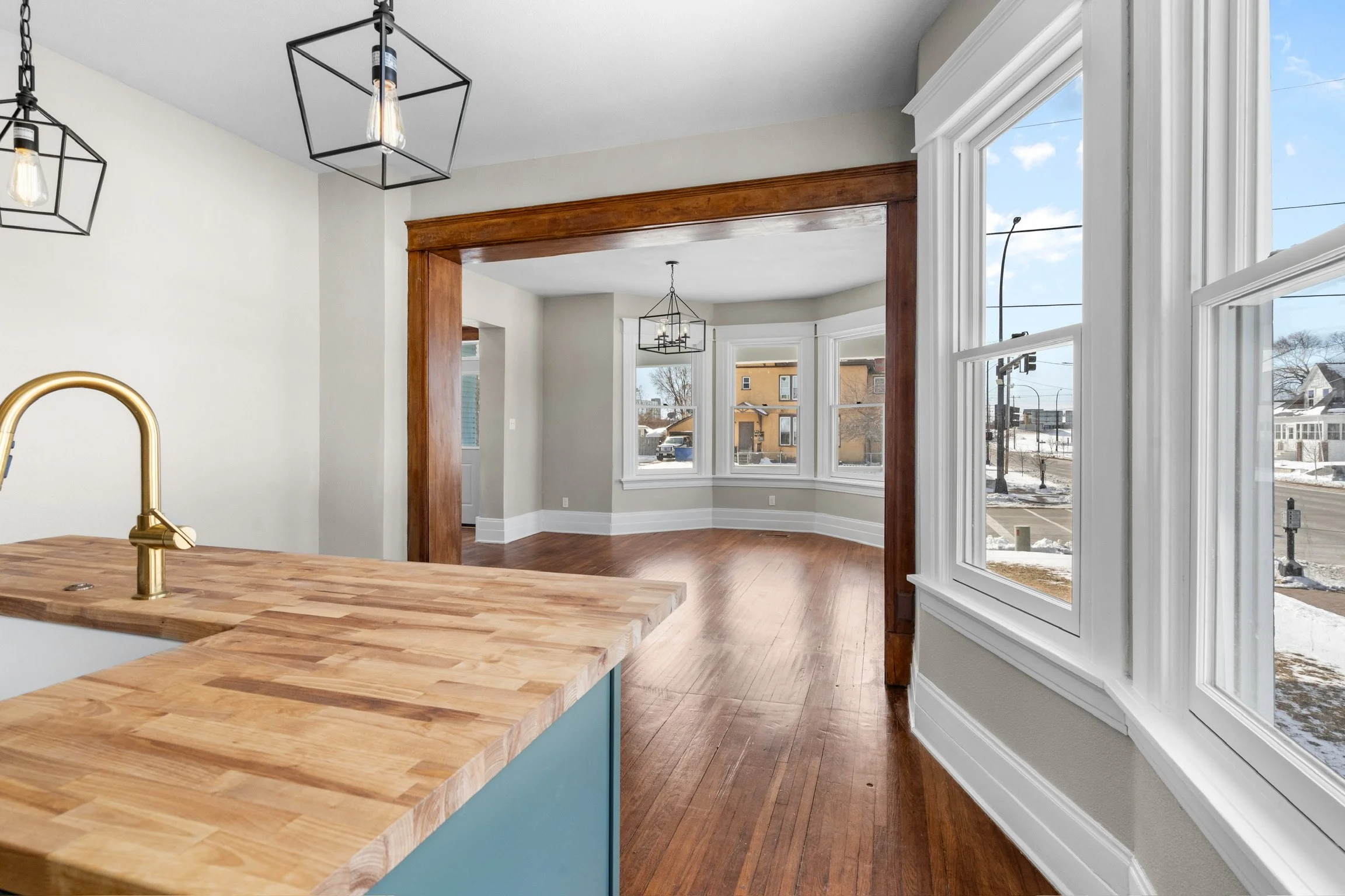 Living open spacious historic windows